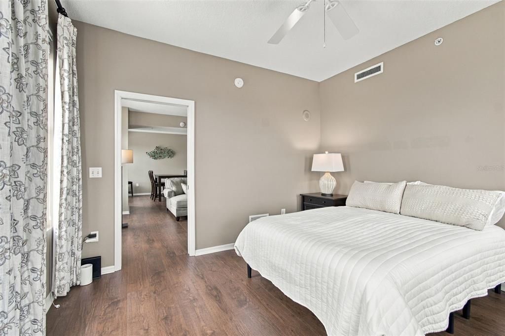 For Sale: $625,000 (2 beds, 2 baths, 1684 Square Feet)