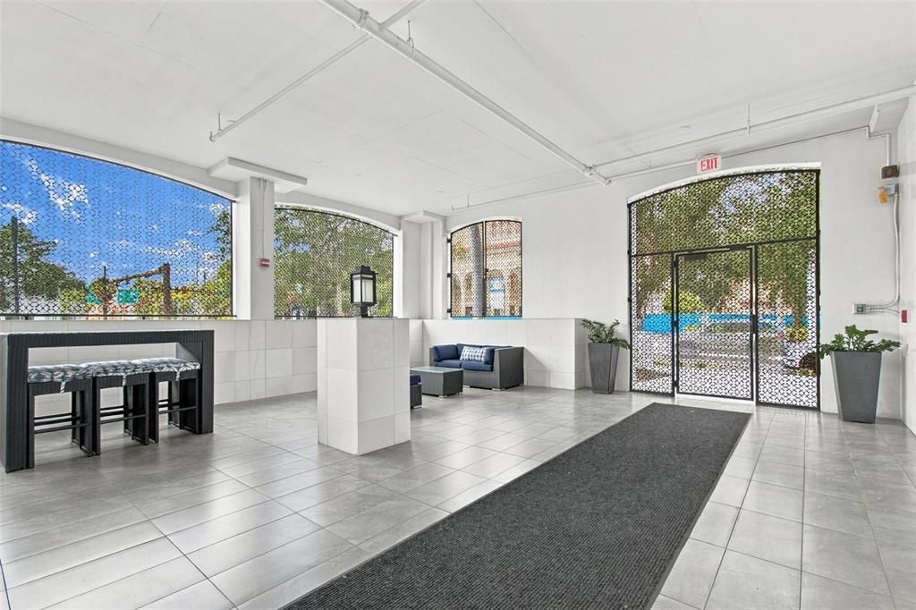 For Sale: $625,000 (2 beds, 2 baths, 1684 Square Feet)