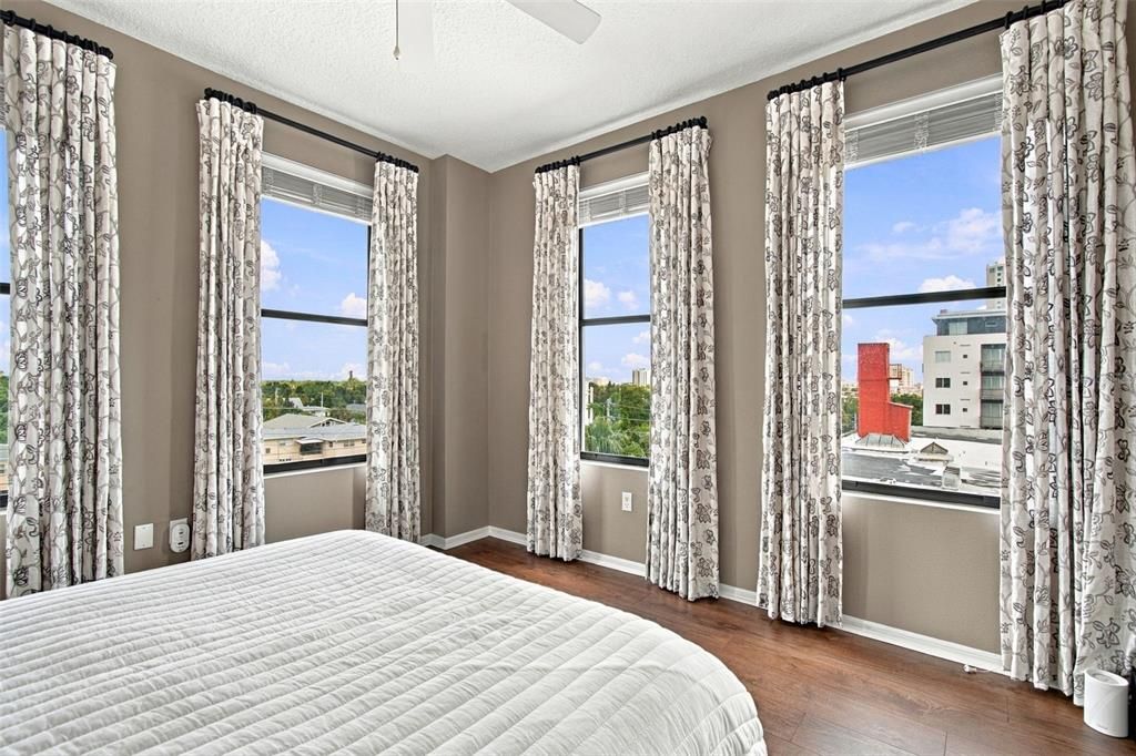 For Sale: $625,000 (2 beds, 2 baths, 1684 Square Feet)