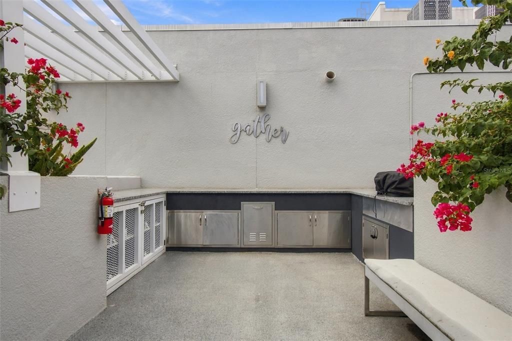 For Sale: $625,000 (2 beds, 2 baths, 1684 Square Feet)