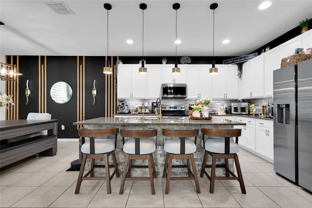 For Sale: $510,000 (4 beds, 3 baths, 2481 Square Feet)