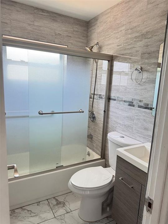 For Rent: $2,150 (3 beds, 2 baths, 1246 Square Feet)