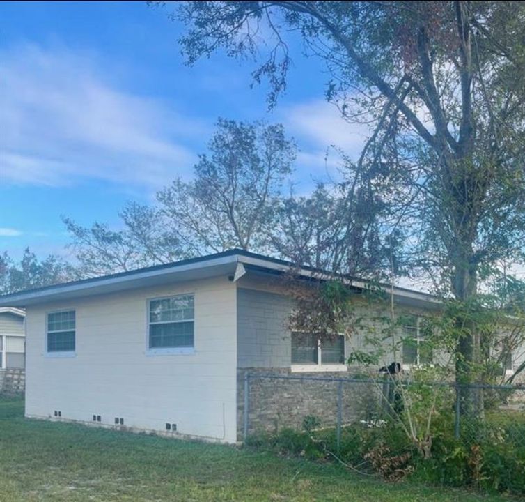 For Rent: $2,150 (3 beds, 2 baths, 1246 Square Feet)