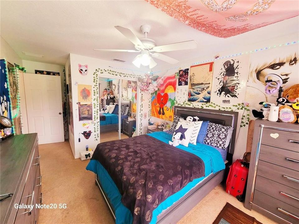 For Rent: $2,400 (4 beds, 2 baths, 2187 Square Feet)