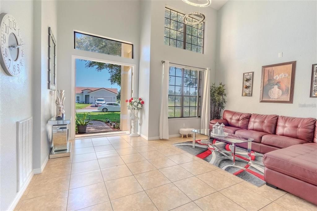 For Rent: $2,400 (4 beds, 2 baths, 2187 Square Feet)