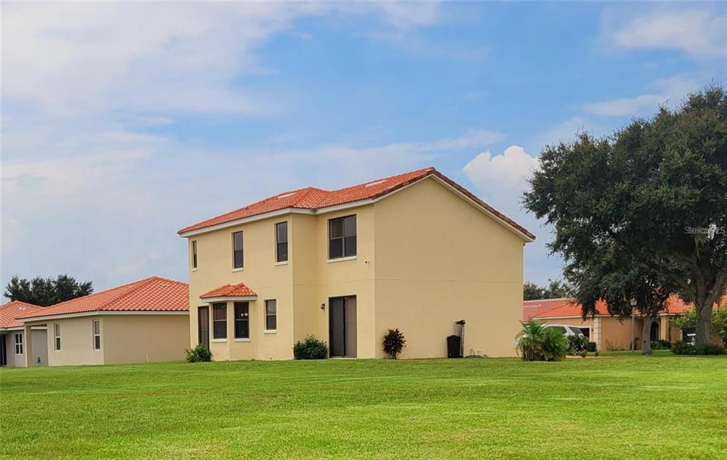 For Rent: $2,400 (4 beds, 2 baths, 2187 Square Feet)