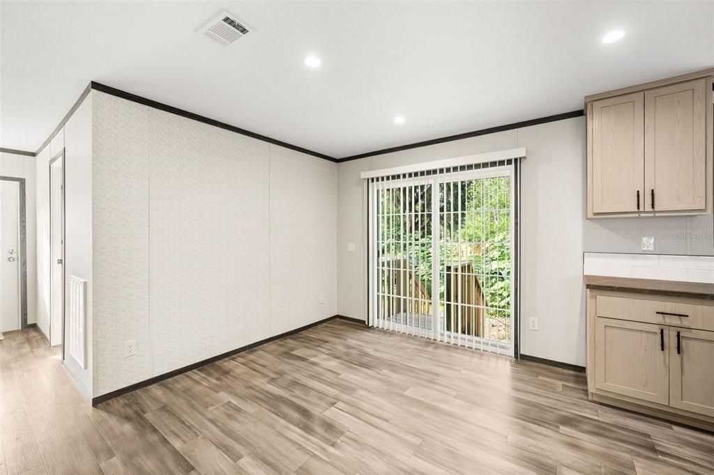 En Venta: $234,900 (3 camas, 2 baños, 1493 Pies cuadrados)