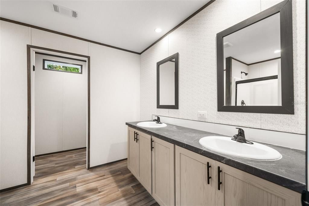 En Venta: $234,900 (3 camas, 2 baños, 1493 Pies cuadrados)