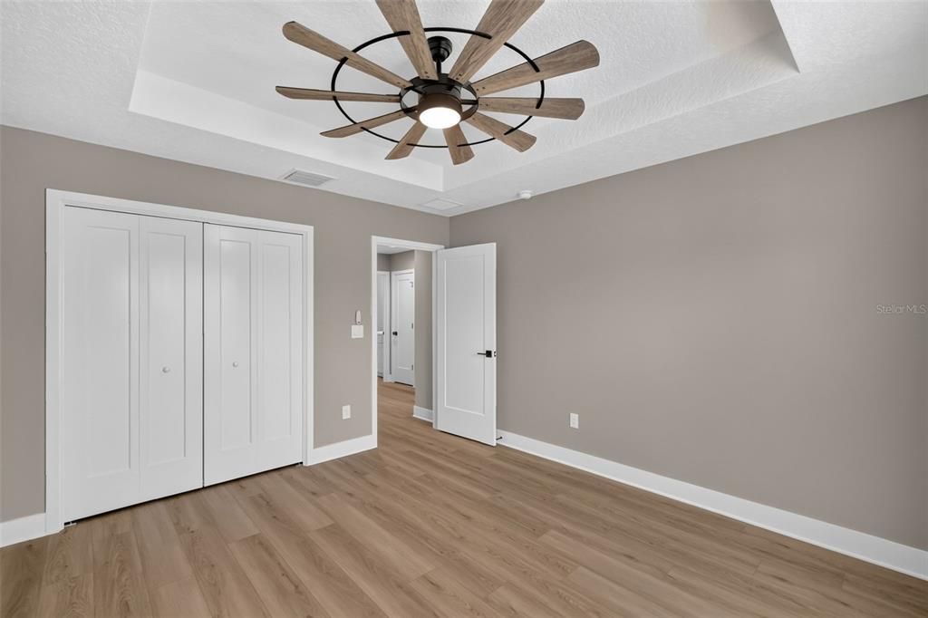 En Venta: $799,000 (3 camas, 2 baños, 1953 Pies cuadrados)