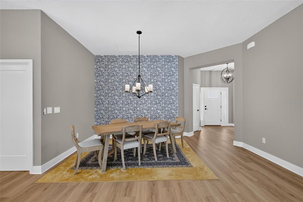 En Venta: $799,000 (3 camas, 2 baños, 1953 Pies cuadrados)