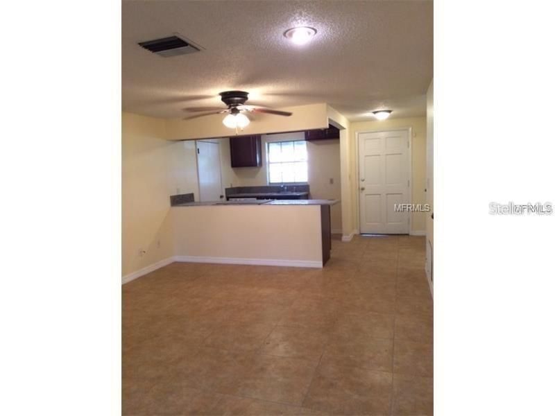 For Rent: $1,695 (2 beds, 1 baths, 729 Square Feet)