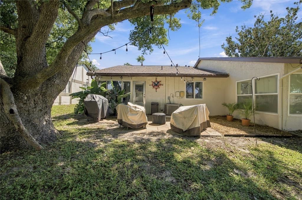 For Sale: $245,000 (2 beds, 2 baths, 1030 Square Feet)