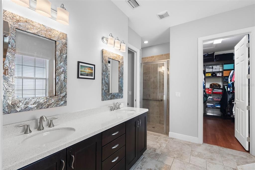 For Sale: $1,070,000 (4 beds, 3 baths, 2350 Square Feet)