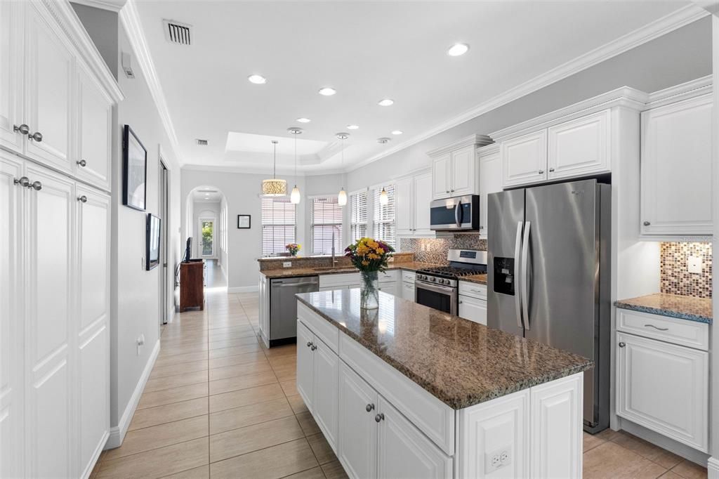 For Sale: $1,070,000 (4 beds, 3 baths, 2350 Square Feet)