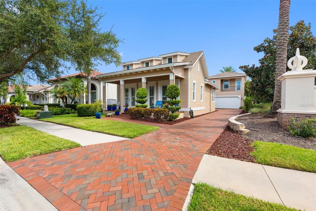 For Sale: $1,070,000 (4 beds, 3 baths, 2350 Square Feet)