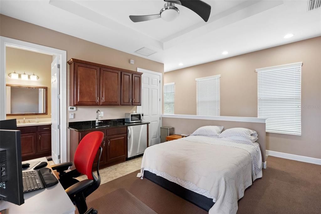 For Sale: $1,070,000 (4 beds, 3 baths, 2350 Square Feet)