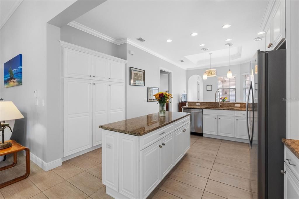 For Sale: $1,070,000 (4 beds, 3 baths, 2350 Square Feet)