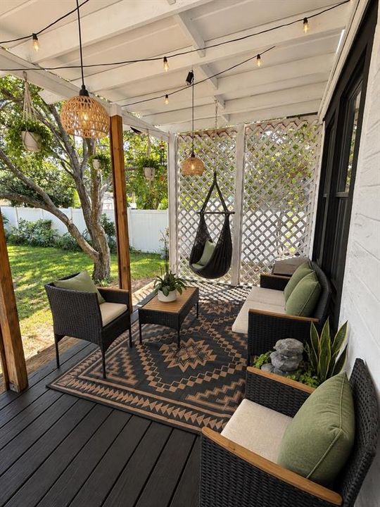 For Sale: $448,000 (3 beds, 1 baths, 1304 Square Feet)