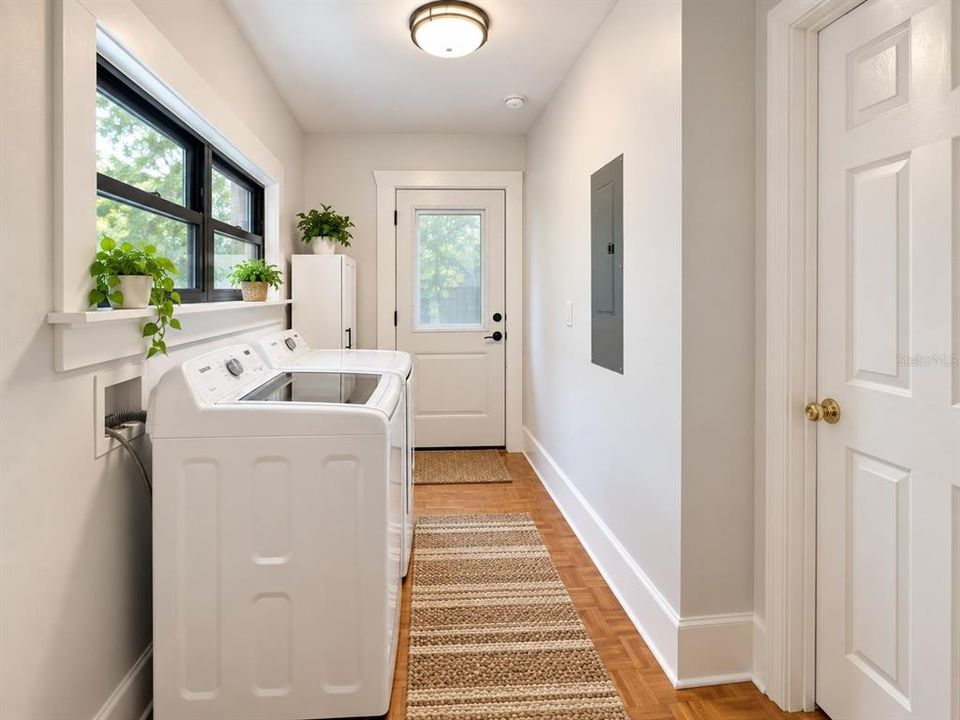 For Sale: $448,000 (3 beds, 1 baths, 1304 Square Feet)