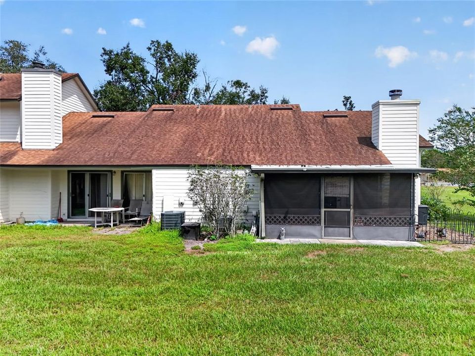 En Venta: $249,900 (2 camas, 2 baños, 1002 Pies cuadrados)