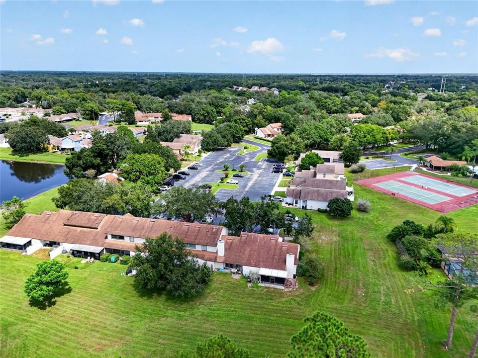 En Venta: $249,900 (2 camas, 2 baños, 1002 Pies cuadrados)