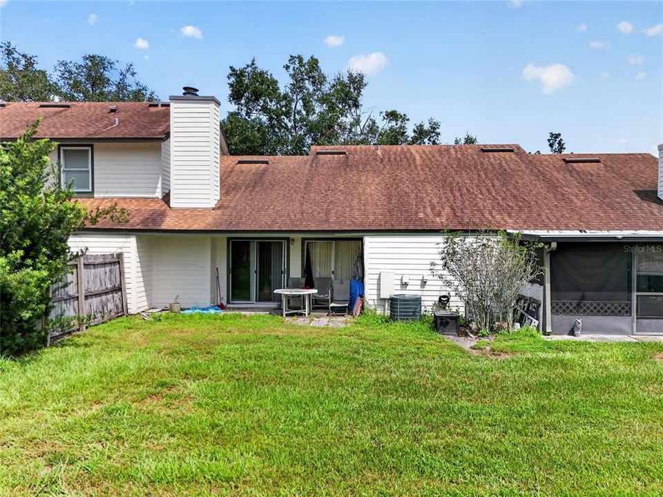 En Venta: $249,900 (2 camas, 2 baños, 1002 Pies cuadrados)