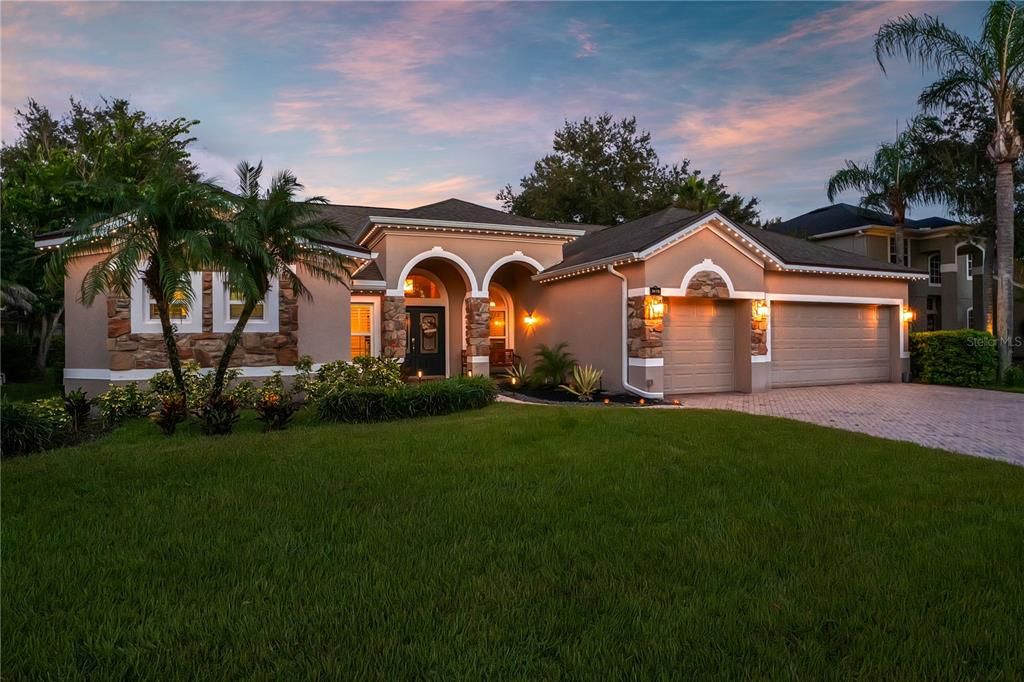 For Sale: $849,000 (4 beds, 3 baths, 2917 Square Feet)