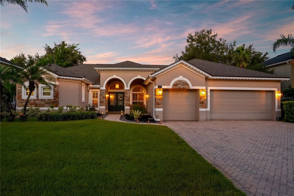 For Sale: $849,000 (4 beds, 3 baths, 2917 Square Feet)