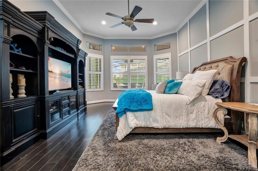 For Sale: $849,000 (4 beds, 3 baths, 2917 Square Feet)