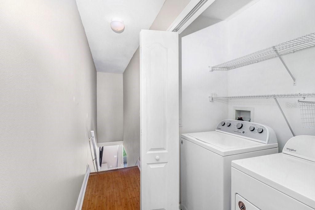 For Sale: $215,000 (2 beds, 2 baths, 1360 Square Feet)