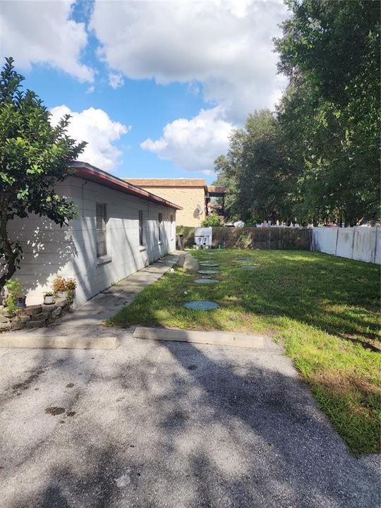 For Sale: $1,200,000 (12 beds, 0 baths, 3634 Square Feet)