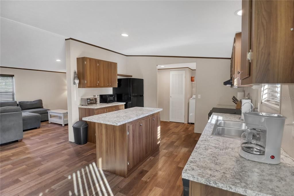 En Venta: $375,000 (3 camas, 2 baños, 1568 Pies cuadrados)