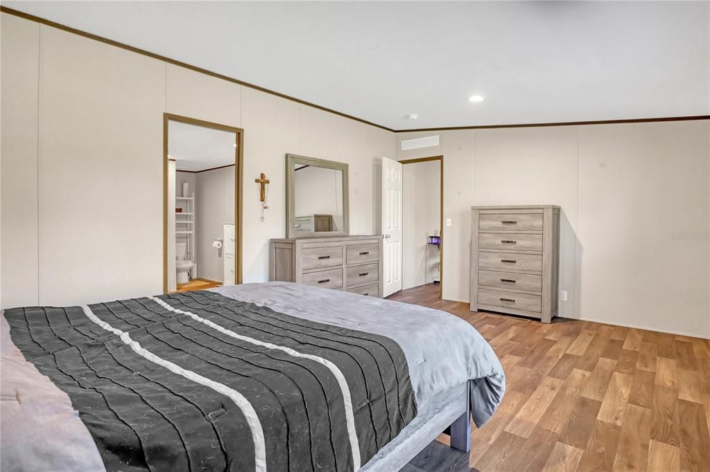 En Venta: $375,000 (3 camas, 2 baños, 1568 Pies cuadrados)