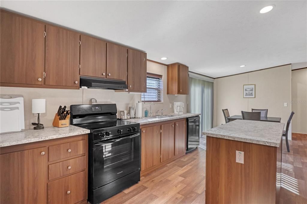 En Venta: $375,000 (3 camas, 2 baños, 1568 Pies cuadrados)