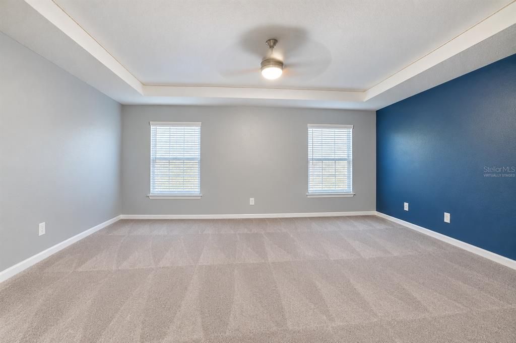For Sale: $350,000 (4 beds, 2 baths, 2208 Square Feet)