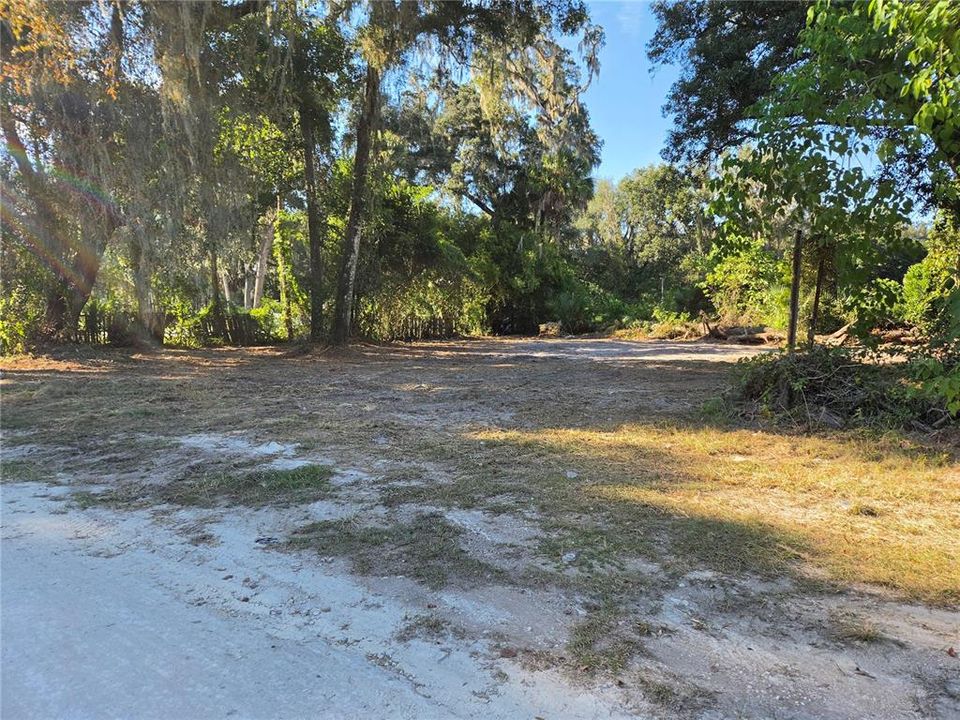 En Venta: $80,000 (0.50 acres)