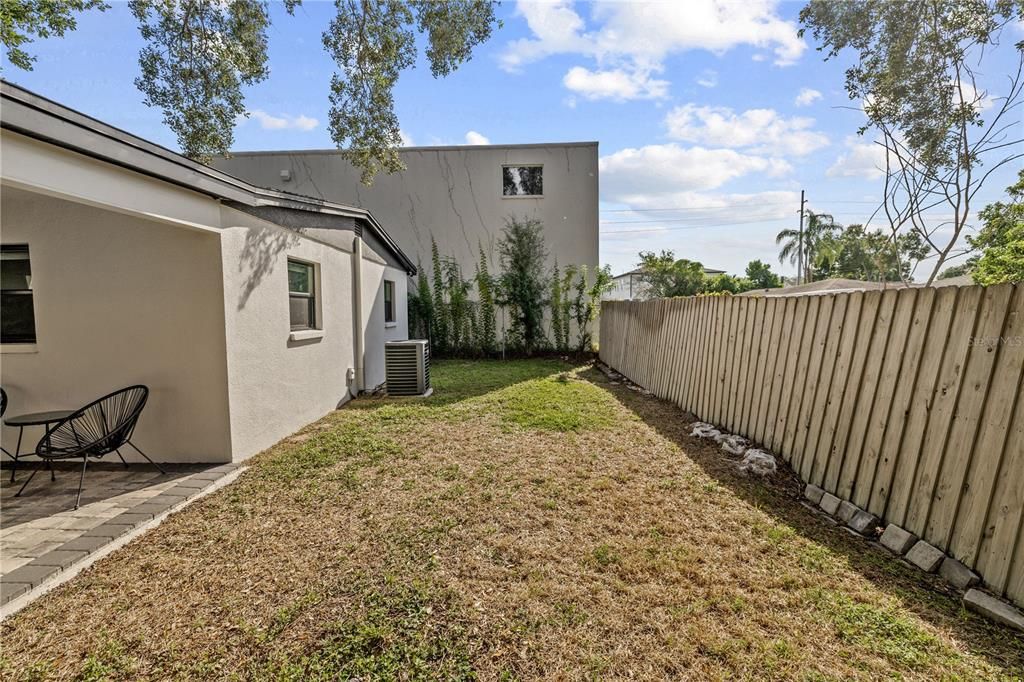 For Sale: $565,000 (0 beds, 0 baths, 1278 Square Feet)