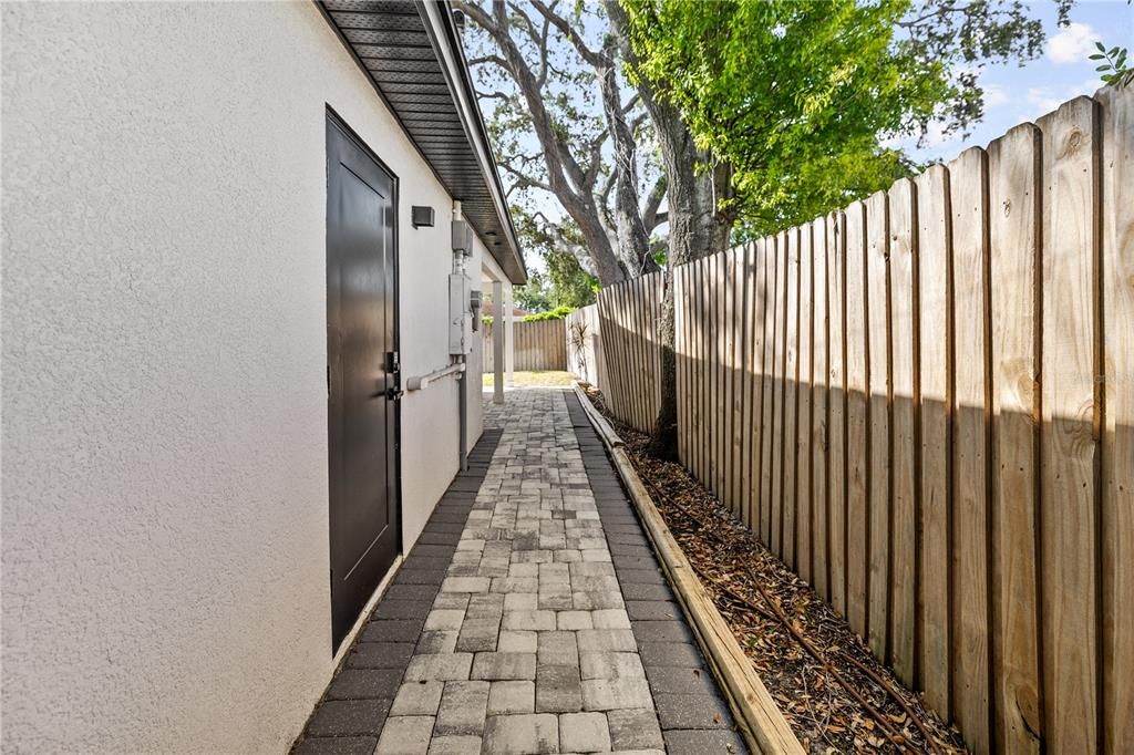 For Sale: $565,000 (0 beds, 0 baths, 1278 Square Feet)