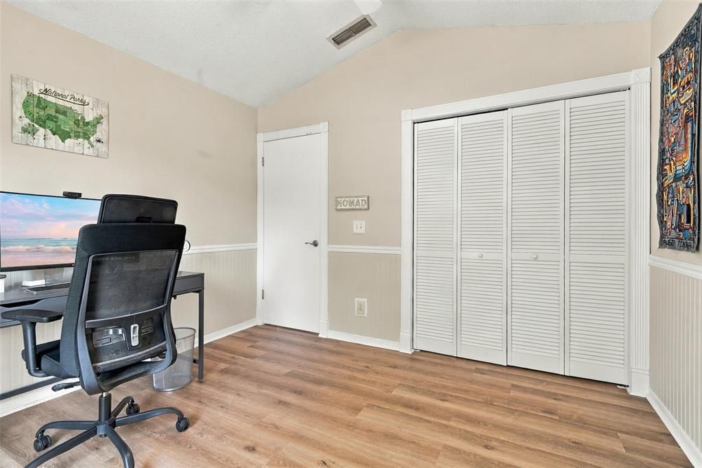 For Sale: $375,000 (3 beds, 2 baths, 1544 Square Feet)