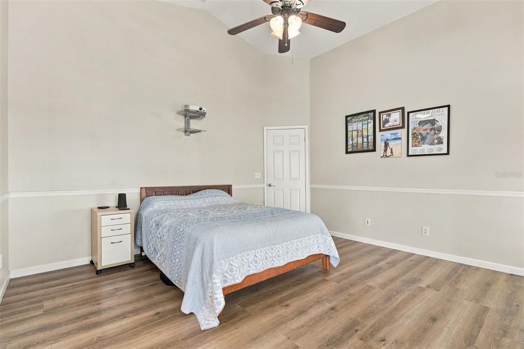 For Sale: $375,000 (3 beds, 2 baths, 1544 Square Feet)