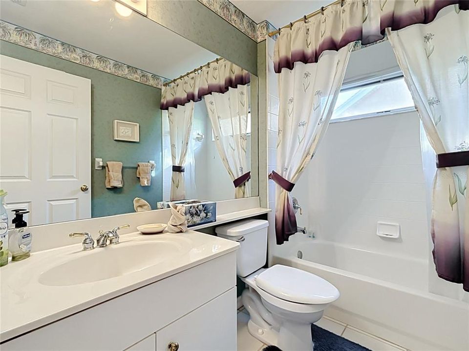 For Sale: $284,000 (3 beds, 2 baths, 1450 Square Feet)