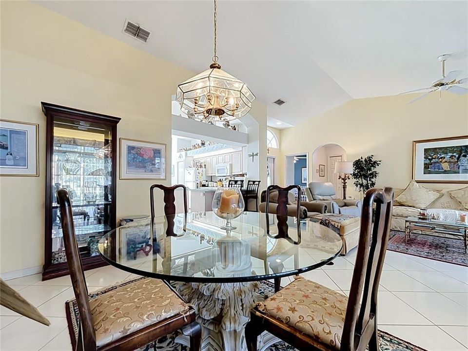 For Sale: $284,000 (3 beds, 2 baths, 1450 Square Feet)