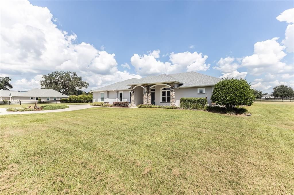 For Sale: $1,250,000 (5 beds, 4 baths, 4275 Square Feet)