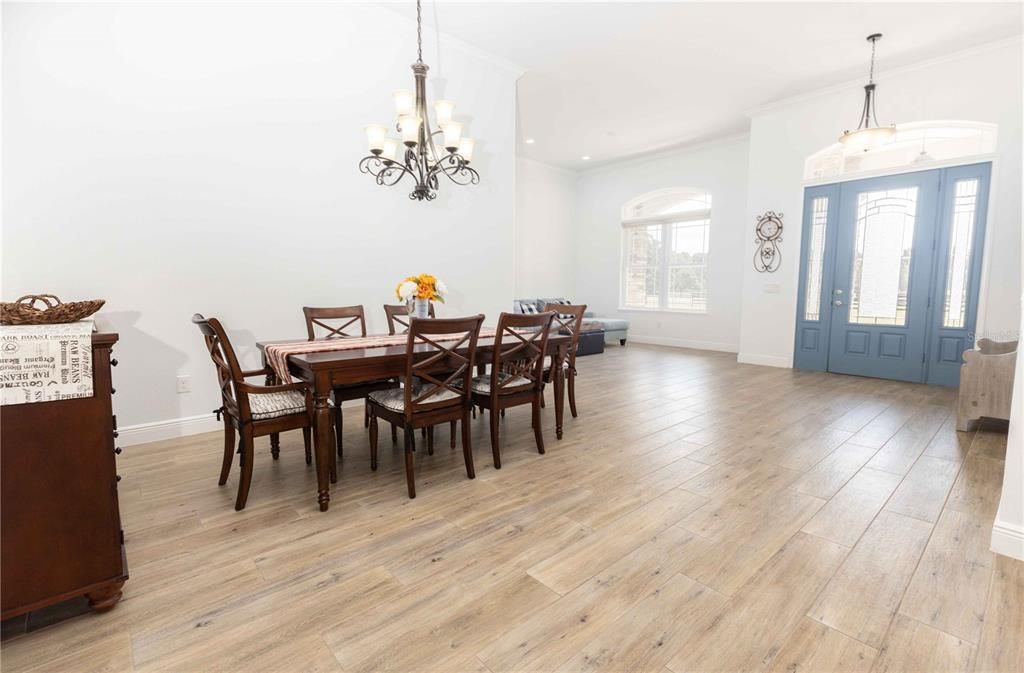 For Sale: $1,250,000 (5 beds, 4 baths, 4275 Square Feet)