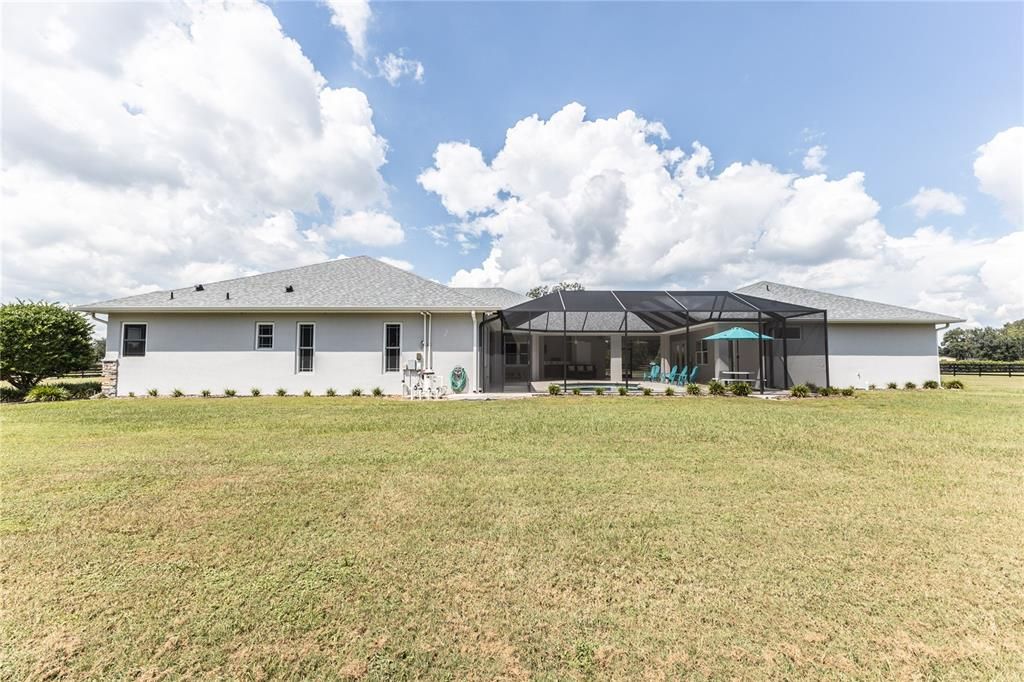 For Sale: $1,250,000 (5 beds, 4 baths, 4275 Square Feet)