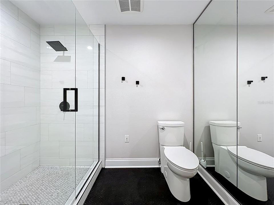 For Rent: $3,200 (2 beds, 2 baths, 1637 Square Feet)