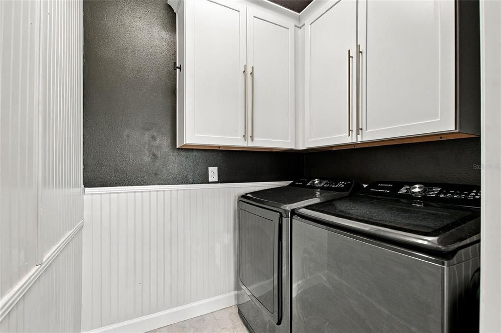 For Sale: $359,900 (4 beds, 2 baths, 2311 Square Feet)