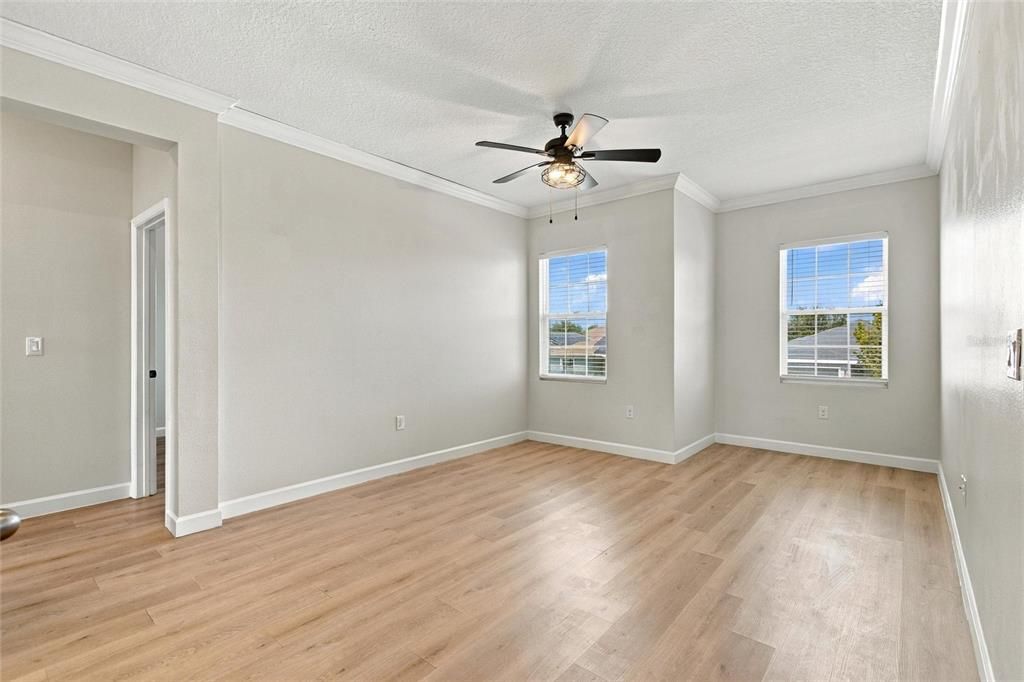 For Sale: $359,900 (4 beds, 2 baths, 2311 Square Feet)