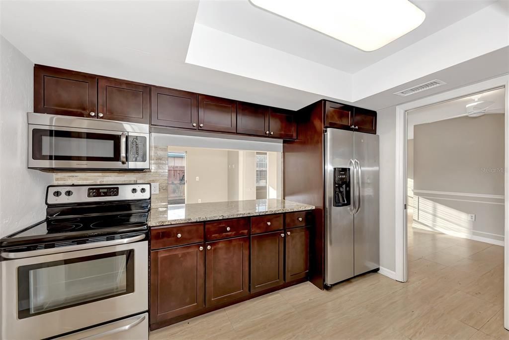 For Rent: $2,650 (3 beds, 2 baths, 1612 Square Feet)