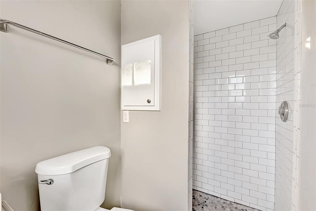 For Rent: $2,650 (3 beds, 2 baths, 1612 Square Feet)